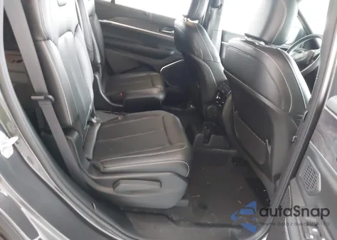 2025 Jeep Grand Cherokee L Limited 4X4 from USA, damaged, VIN 1C4RJKBG2S8646431